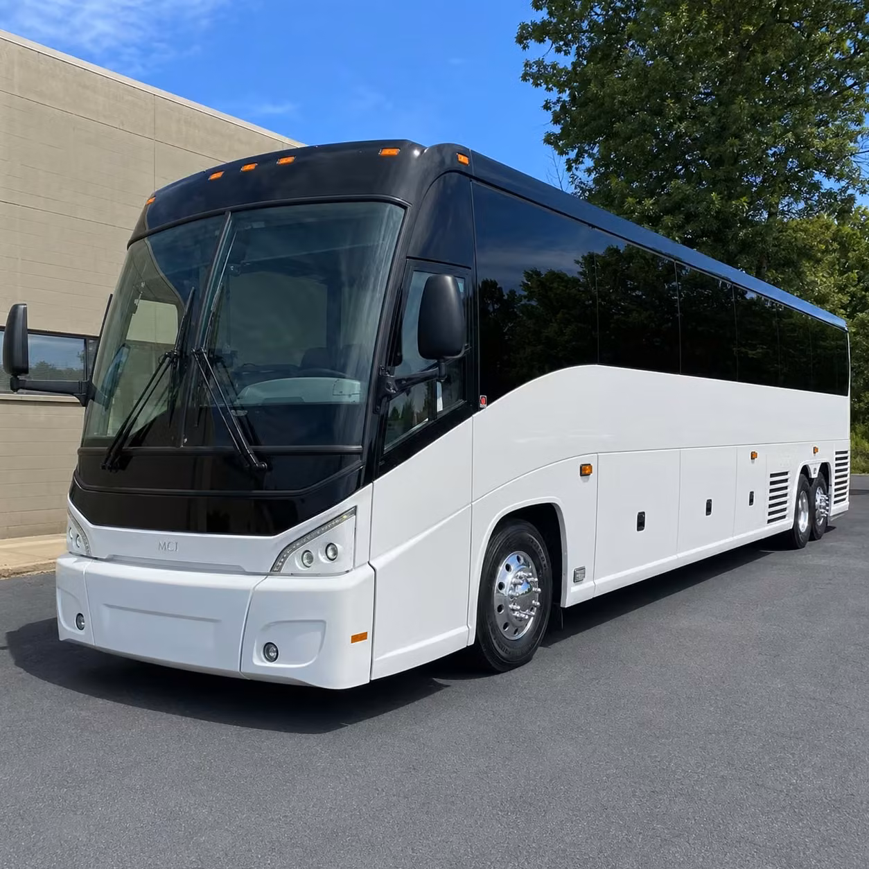 airport transfers and corporate event shuttles for north port businesses