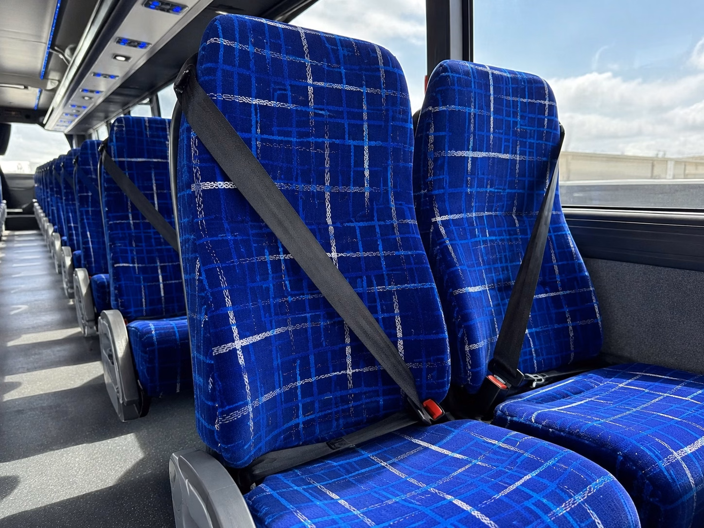 compare bus rental pricing in north port online upfront and in minutes